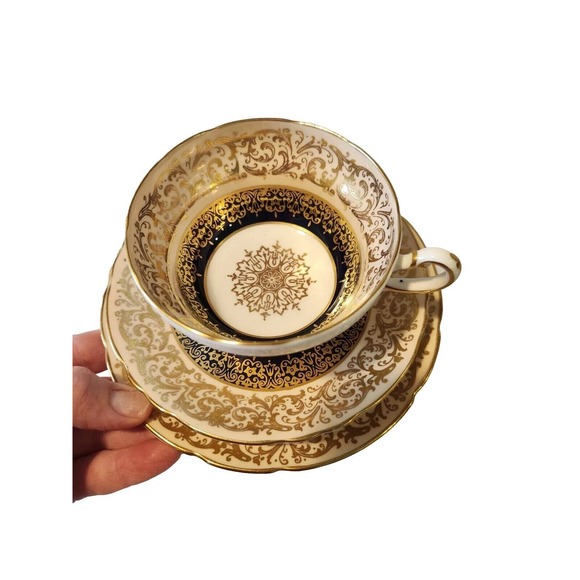 (3) PARAGON By Appt Her Majesty DW Blue Gold Floral Teacup Saucer & Side Plate - Picture 1 of 9